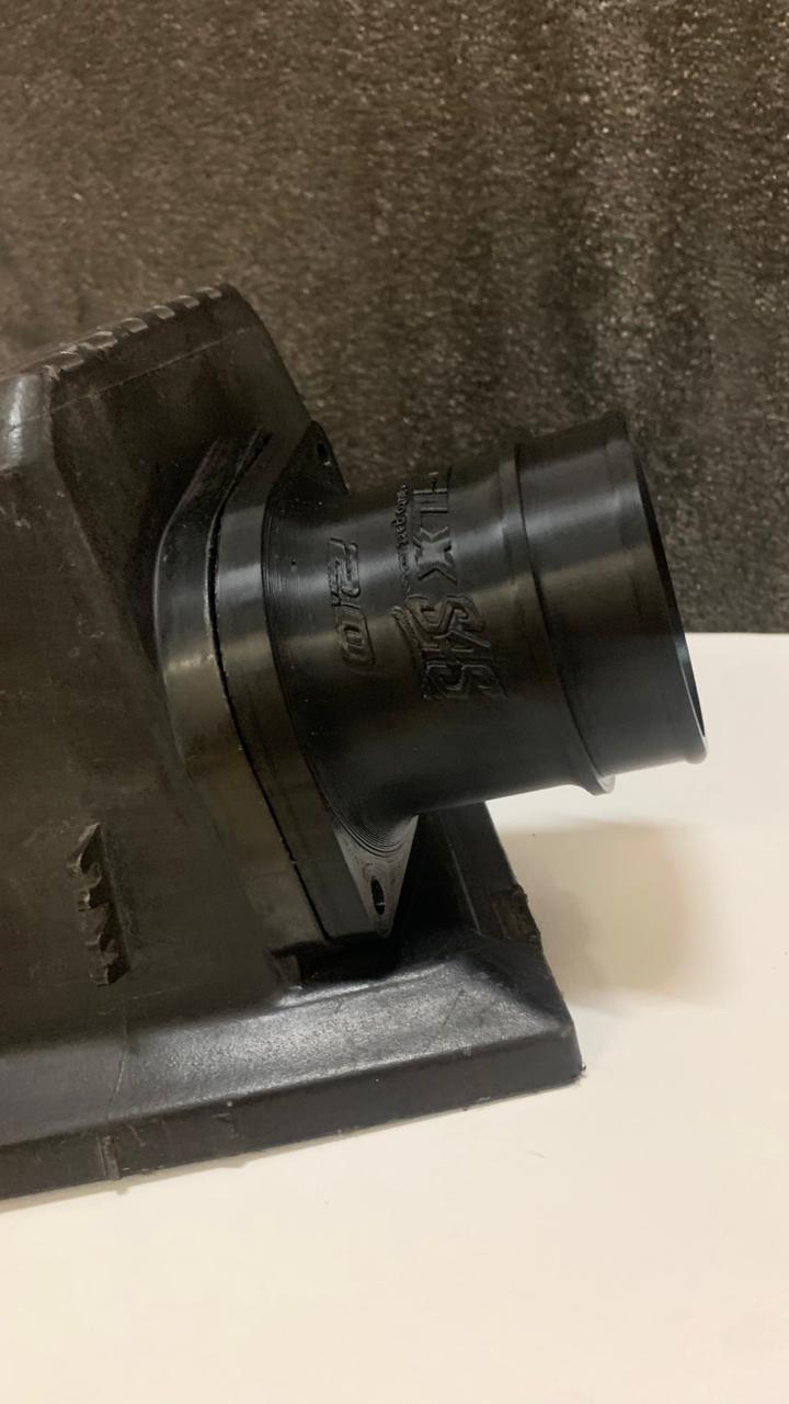 Flange junto à caixa de ar